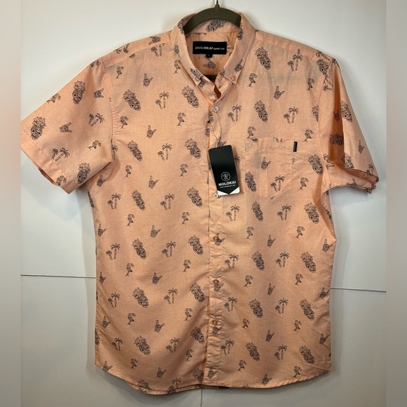 Molokai Surf Co Other - Molokai Surf Co Button Up Shirt Mens Size L Peach Tropical Paradise Palm Print